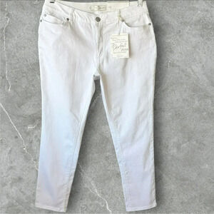 C Est 1946 Denim Slim Fit Mid Rise Skinny Jeans Stretch Size 14P White Shape NWT